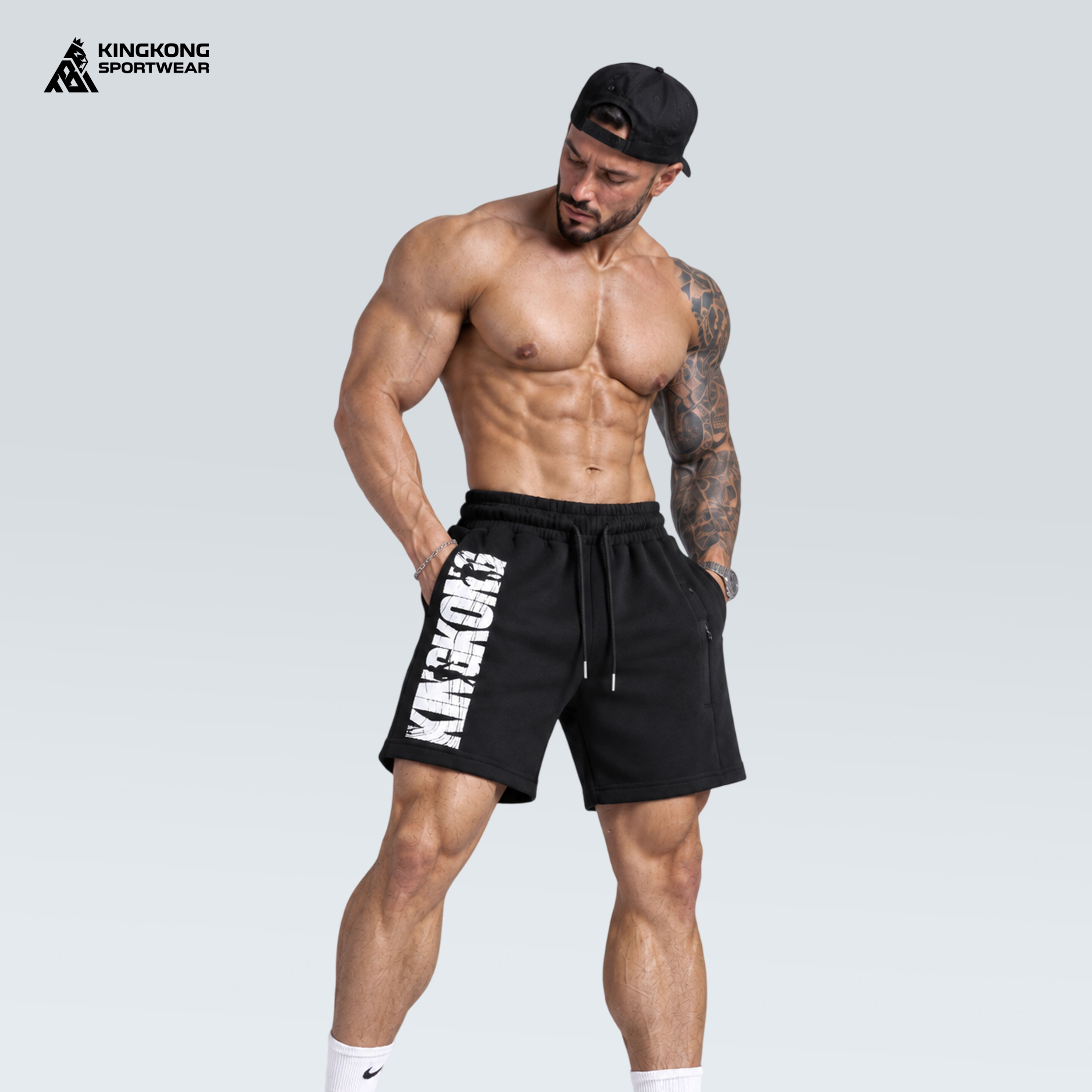 Quần Short Nỉ Chữ Dọc Men KingKong